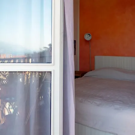 Апартаменты Vista Mare , Posto Auto Privato, Piscina E Wi-fi